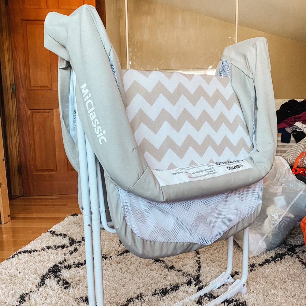 BABY NECESSITIES - Picture 6 of 6